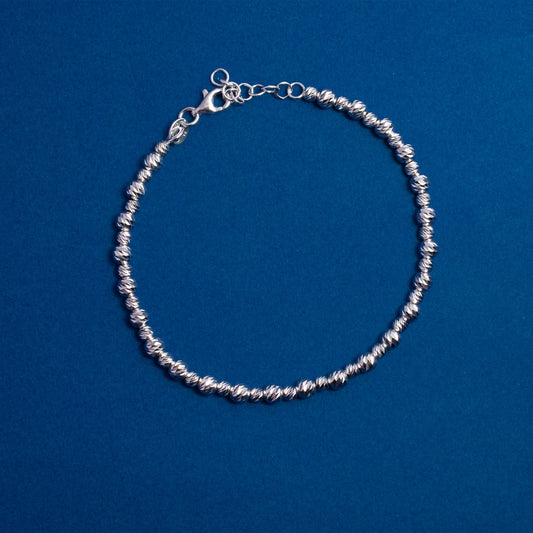 Silver Diamond-Cut Bead Bracelet