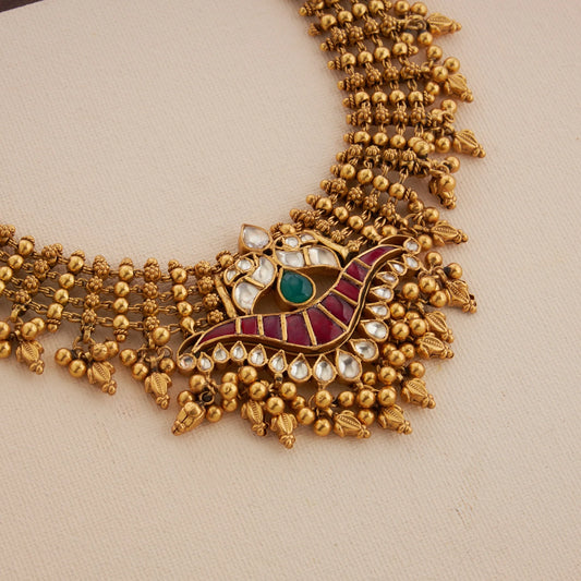 Amraprava Necklace Set