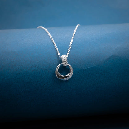 Silver Interlocking Circle Necklace