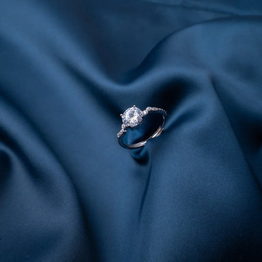 Aurora Solitaire Ring