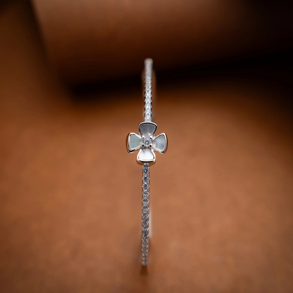 Silver Mother of Pearl Clover Bracelet