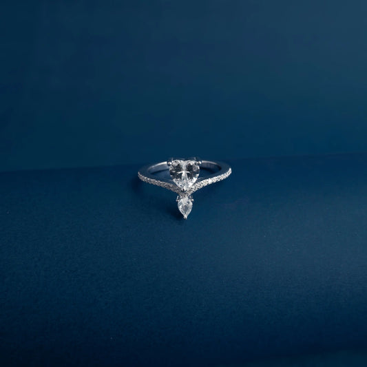 Twin Heart Elegance Ring