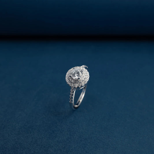 Luna Halo Brilliance Ring