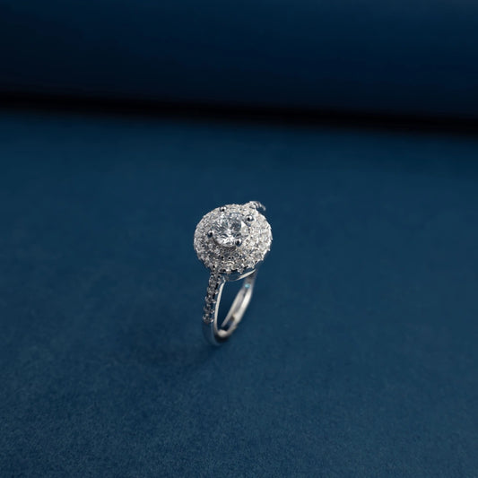 Luna Halo Brilliance Ring