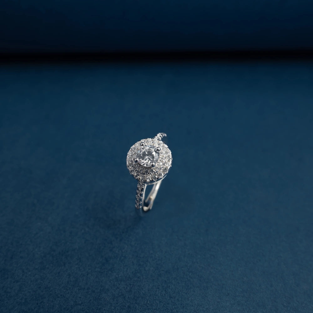 Luna Halo Brilliance Ring