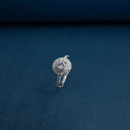 Luna Halo Brilliance Ring