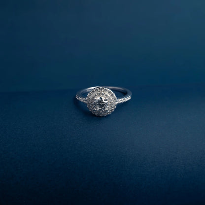 Luna Halo Brilliance Ring
