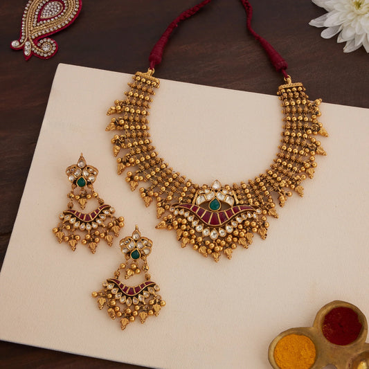 Amraprava Necklace Set